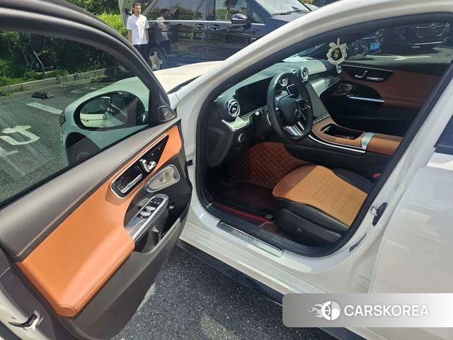 Mercedes-Benz C-class 2025 Белый из Китая, фото 5