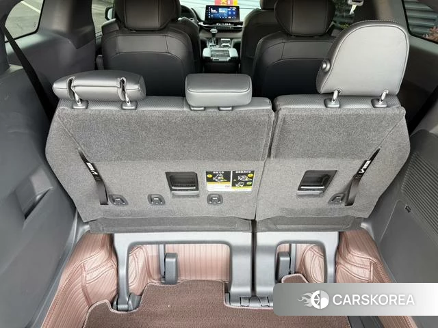Toyota Granvia 2023 Черный из Китая, фото 5