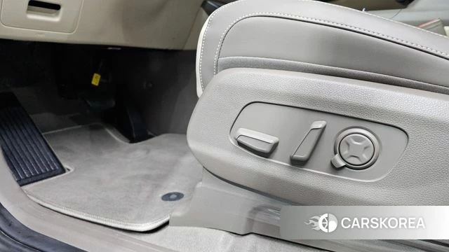 Kia The New Carnival 4th Generation 2026 Белый из Кореи, фото 5