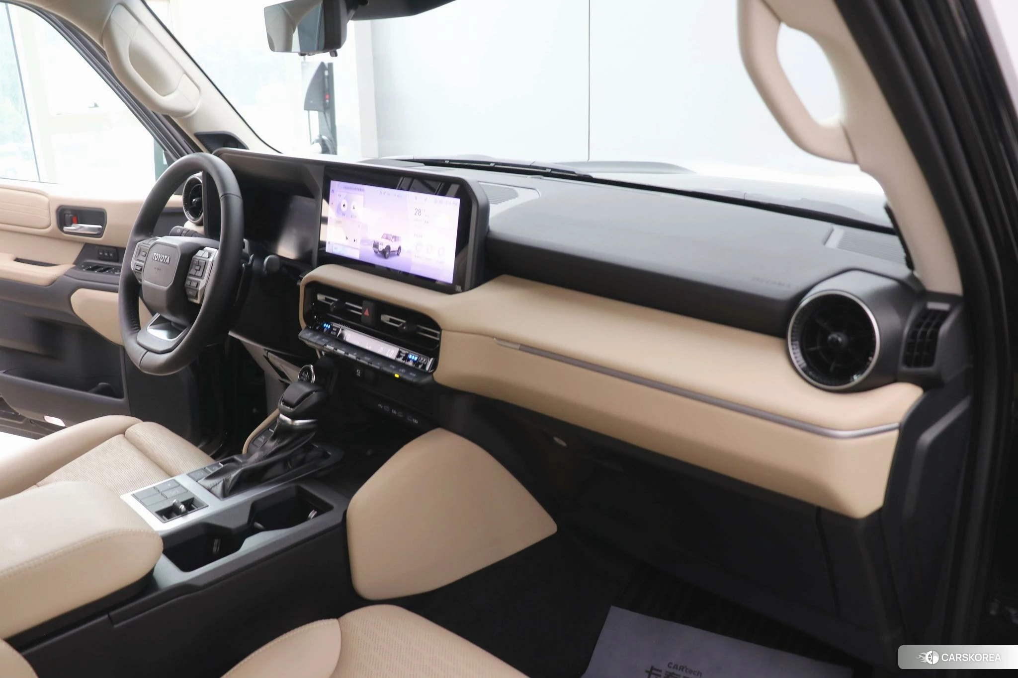 Toyota Land Cruiser 2025 Черный из Китая, фото 5