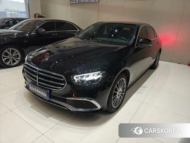 Mercedes-Benz E-Class 2023 Черный из Китая, фото 5
