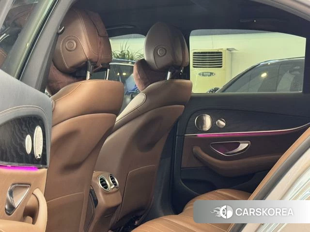 Mercedes-Benz E-Class 2022 Серебристо-серый из Китая, фото 5