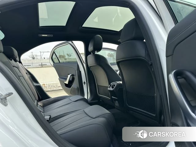 Mercedes-Benz A-Class 2022 Белый из Китая, фото 5