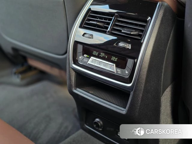 BMW X5 (G05) 2026 Цвет галактики из Кореи, фото 5