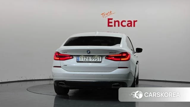 BMW 6 Series GT (G32) 2023 Белый из Кореи, фото 5