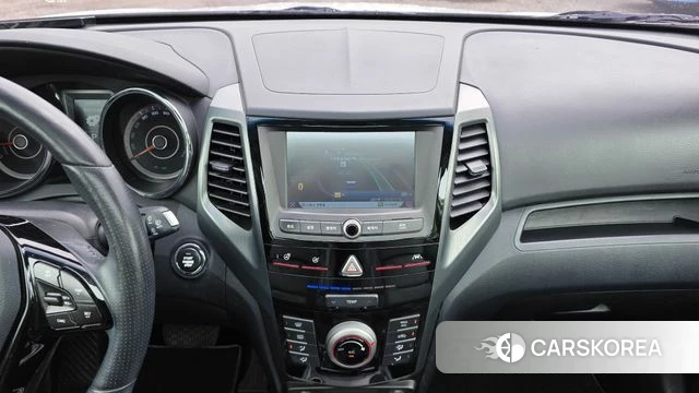 Ssangyong Tivoli Armor 2018 Белый из Кореи, фото 5