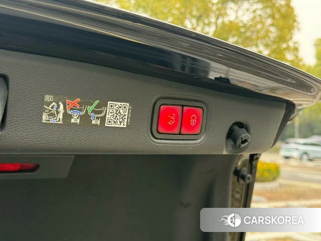 Mercedes-Benz E-Class 2023 Черный из Китая, фото 5