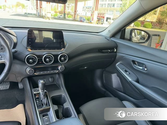 Nissan Sylphy 2022 Белый из Китая, фото 5
