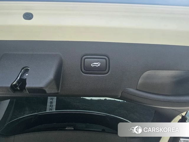 Kia Sportage 5th Generation 2023 Белый из Кореи, фото 5