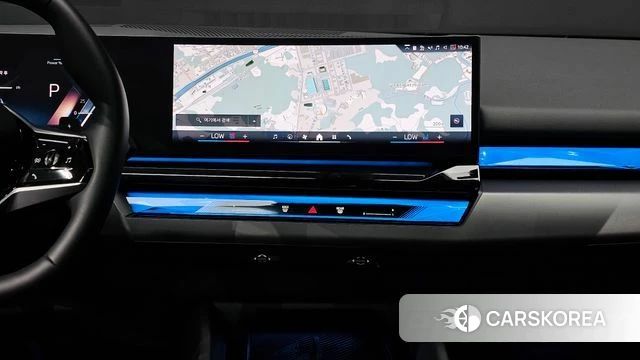 BMW 5 Series (G60) 2024 Белый из Кореи, фото 5