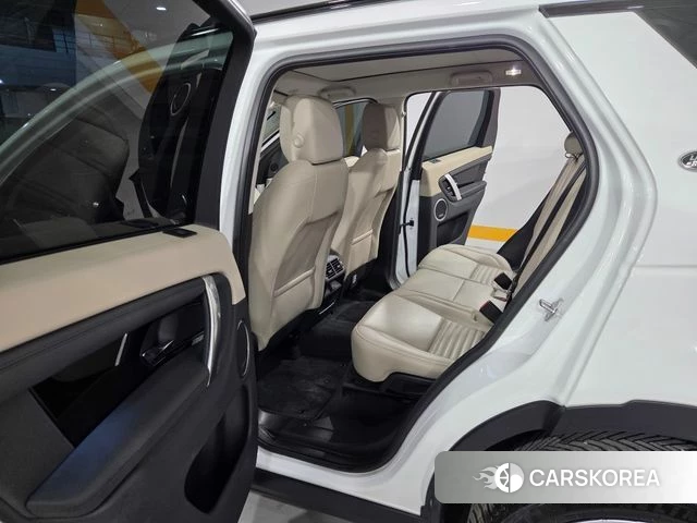 Land Rover Discovery Sports 2nd Generation 2022 Белый из Кореи, фото 5