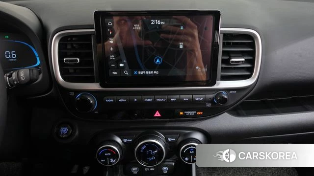 Hyundai Venue 2025 Белый из Кореи, фото 5