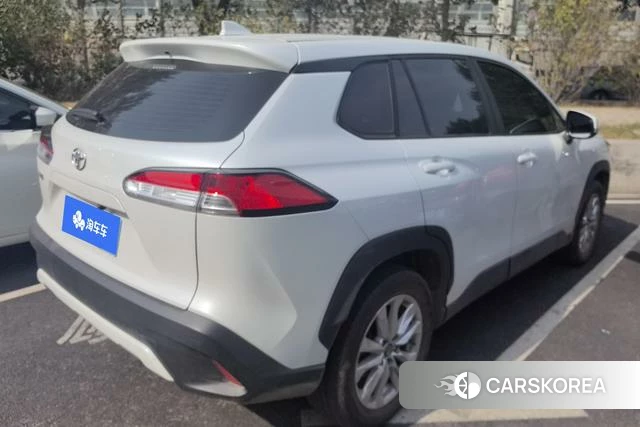 Toyota Corolla 2024 Белый из Китая, фото 5