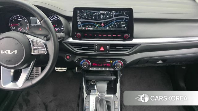 Kia The New K3 2nd generation 2024 Белый из Кореи, фото 5