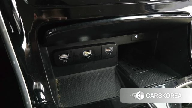 Kia Carnival 4th generation 2022 Черный из Кореи, фото 5