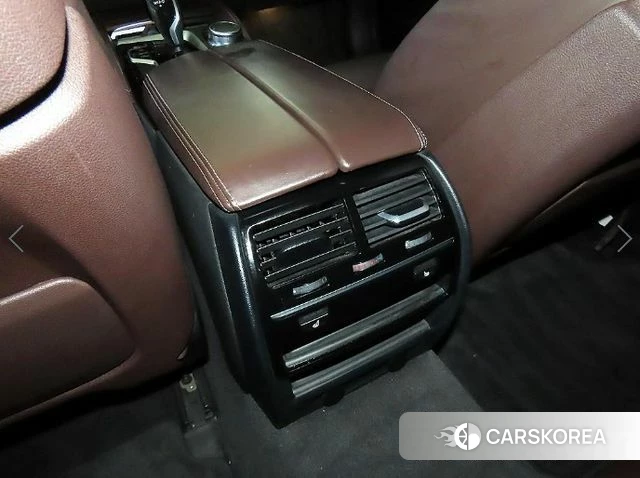 BMW 5 Series (G30) 2018 Синий из Кореи, фото 5
