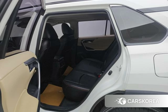 Toyota RAV4 2020 Белый из Китая, фото 5