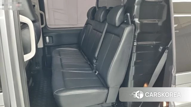 Hyundai Staria 2022 Серебряный из Кореи, фото 5