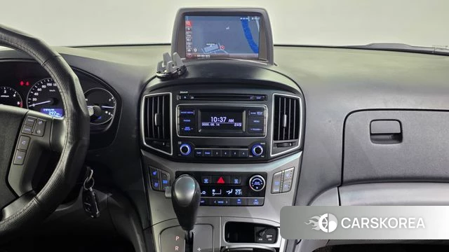 Hyundai The New Grand Starex 2018 Черный из Кореи, фото 5