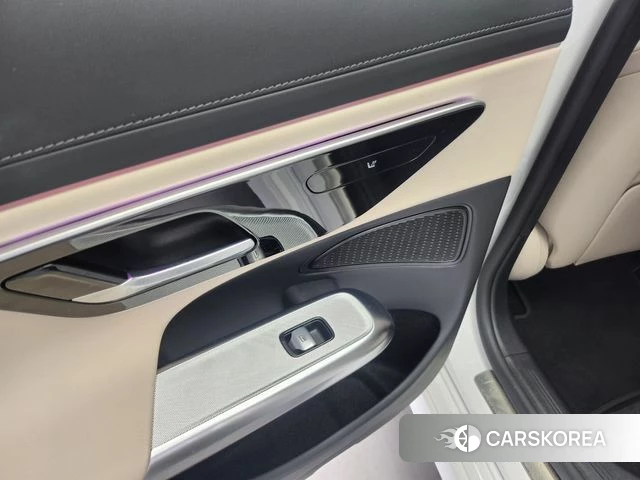 Mercedes-Benz E-Class W214 2024 Белый из Кореи, фото 5