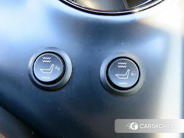 Toyota Camry (XV70) 2021 Серебряный из Кореи, фото 5