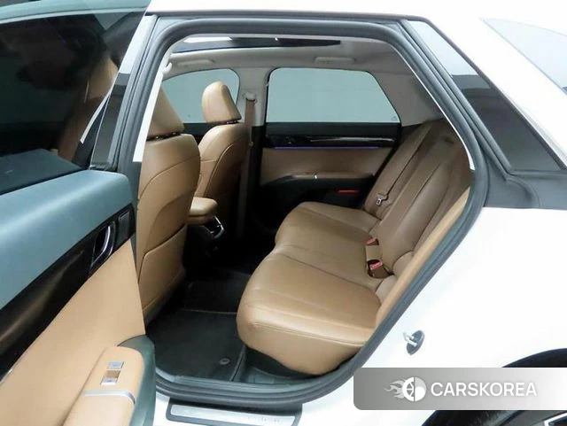 Hyundai Grandeur Hybrid (GN7) 2023 Белый из Кореи, фото 5