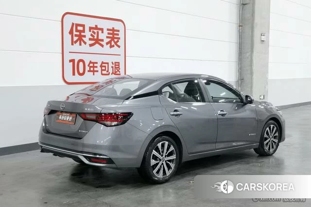 Nissan Sylphy 2023 Темно-серый из Китая, фото 5