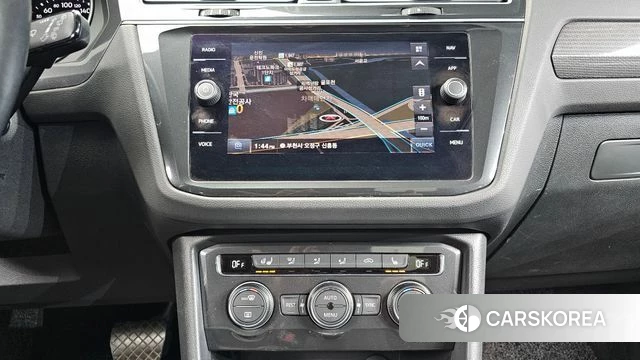 Volkswagen Tiguan second Generation 2020 Белый из Кореи, фото 5