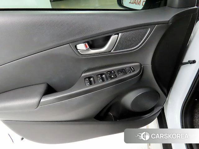 Hyundai Kona 2019 Белый из Кореи, фото 5