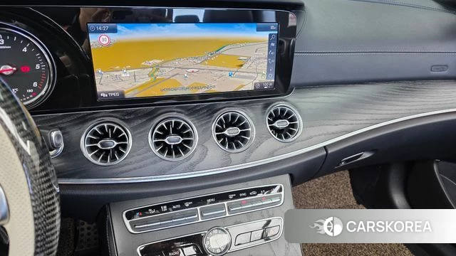 Mercedes-Benz E-Class W213 2018 Белый из Кореи, фото 5