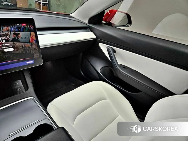 Tesla Model 3 2021 Красный из Кореи, фото 5