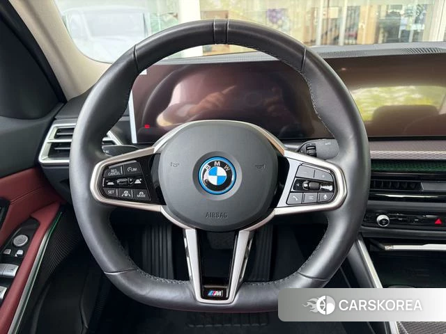 BMW i3 2024 Белый из Китая, фото 5