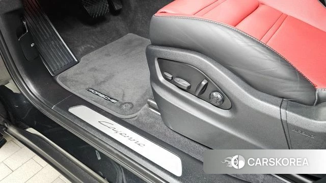 Porsche Cayenne (PO536) 2025 Черный из Кореи, фото 5