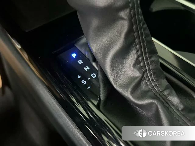 Toyota Camry 2024 Белый из Китая, фото 5