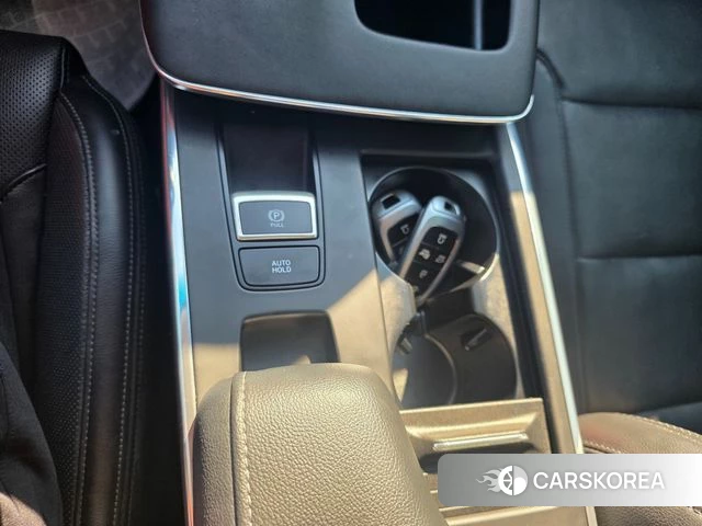 Hyundai The New Grandeur IG Hybrid 2022 Белый из Кореи, фото 5