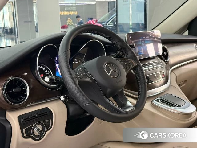 Mercedes-Benz V-Class 2024 Черный из Китая, фото 5