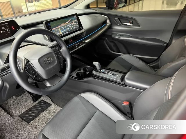 Toyota Prius 5th Generation 2025 Красный из Кореи, фото 5