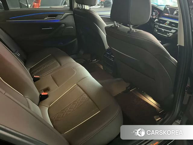 BMW 5 series 2022 Черный из Китая, фото 5
