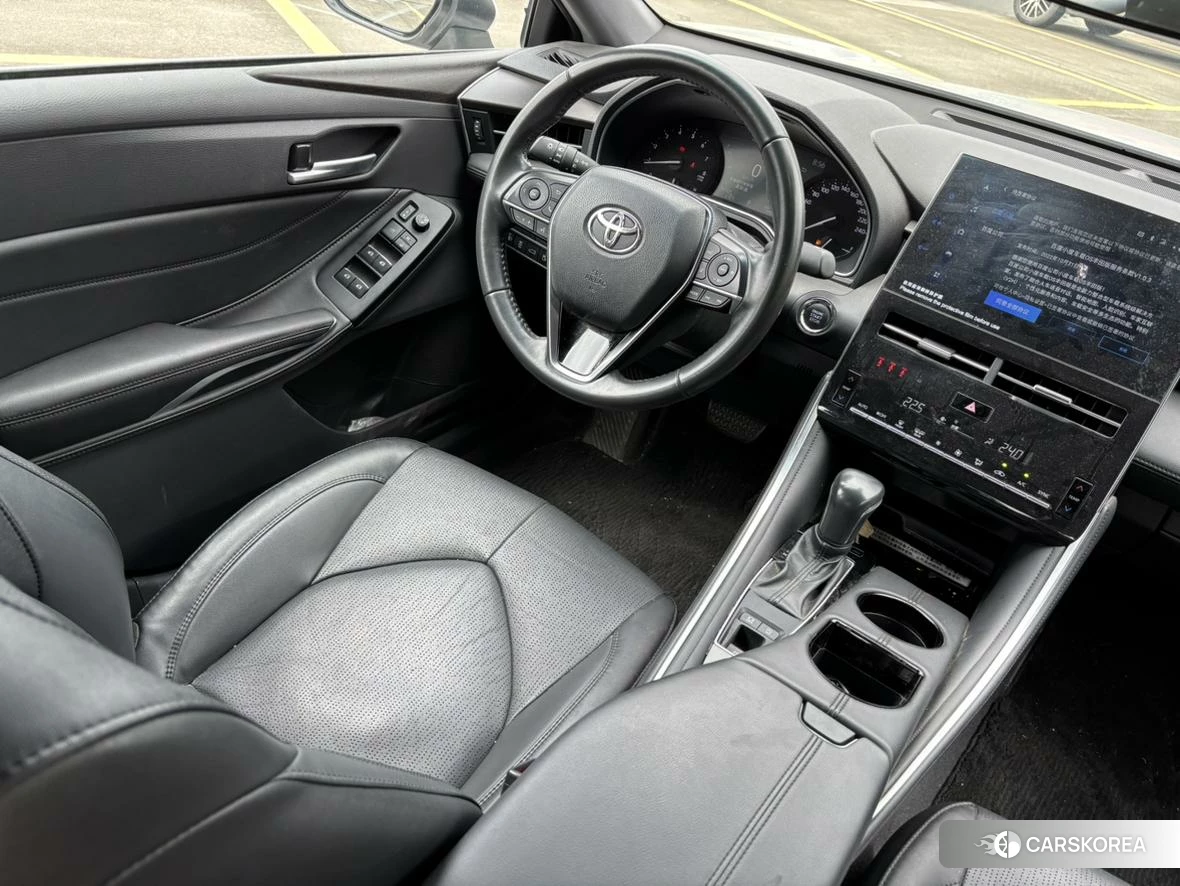 Toyota Avalon 2023 Белый из Китая, фото 5