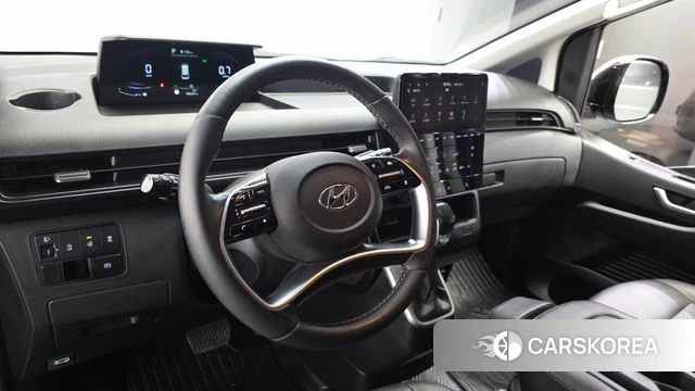 Hyundai Staria 2021 Серебряный из Кореи, фото 5