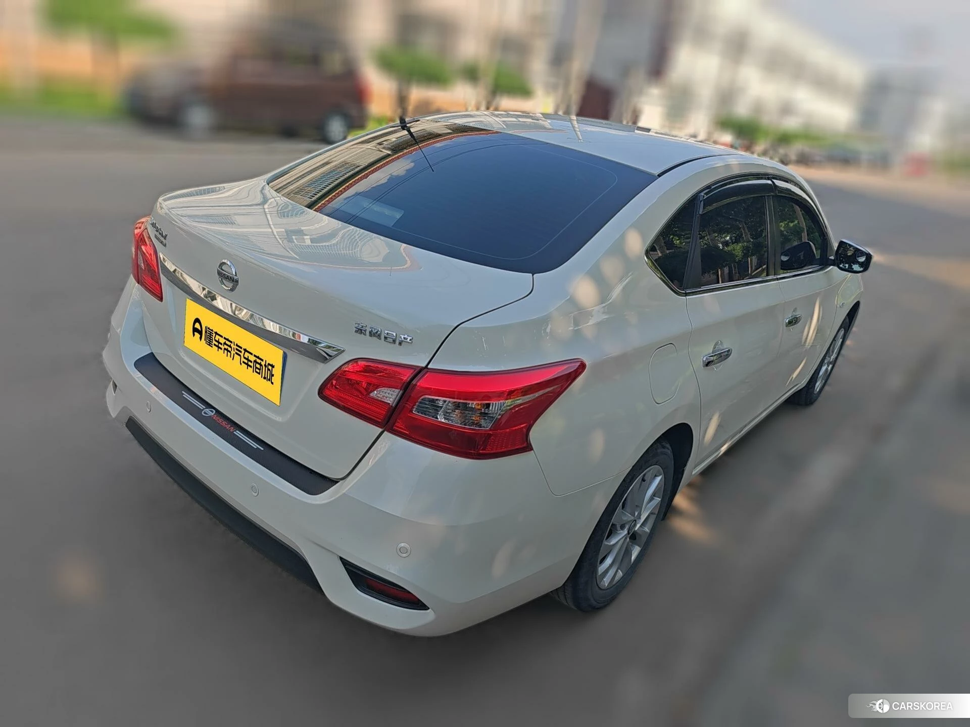 Nissan Sylphy 2023 Белый из Китая, фото 5
