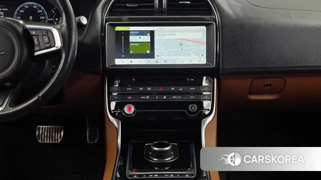 Jaguar XE 2019 Белый из Кореи, фото 5