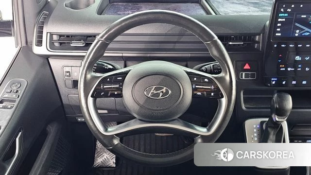 Hyundai Staria 2023 Серый из Кореи, фото 5