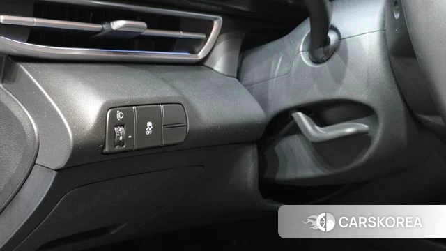 Hyundai The New Avante (CN7) 2023 Серебристо-серый из Кореи, фото 5