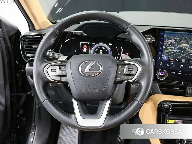 Lexus NX350h Second generation 2025 Черный из Кореи, фото 5