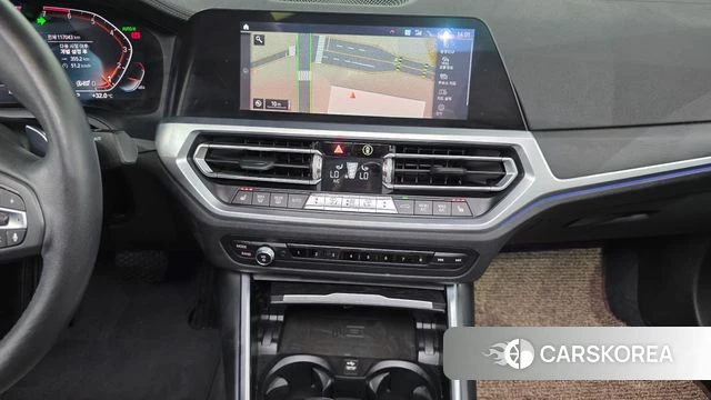 BMW 3 Series (G20) 2019 Белый из Кореи, фото 5