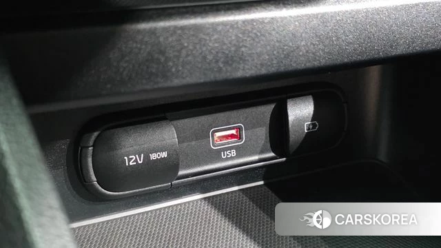 Kia The New K3 2nd generation 2022 Белый из Кореи, фото 5