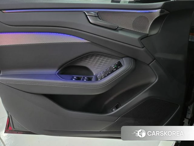 Audi A6 (C9) 2026 Черный из Кореи, фото 5
