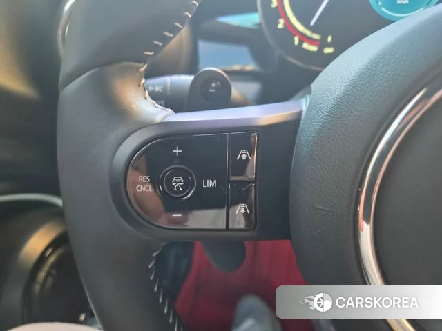 Mini Cooper S Convertible 2023 Серебристо-серый из Кореи, фото 5