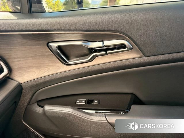 Kia Sportage 5th Generation Hybrid 2022 Черный из Кореи, фото 5